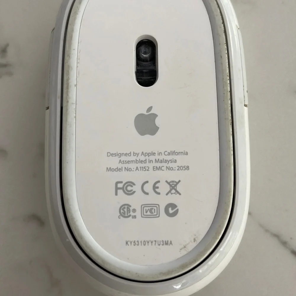 Apple Mouse (Model A1152) 2 Stickers & picture mouse pad